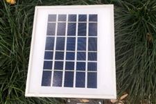 在黑夜里也能发电的太阳能电池板？新型太阳能电池板问世